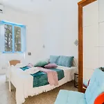 Camilla A Villa Otrante
