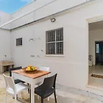 Villa Camilla A *