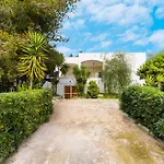 Camilla A Villa