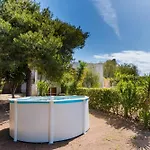 Camilla A Villa