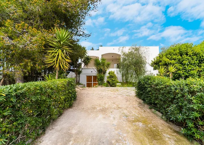 וילה Camilla A *